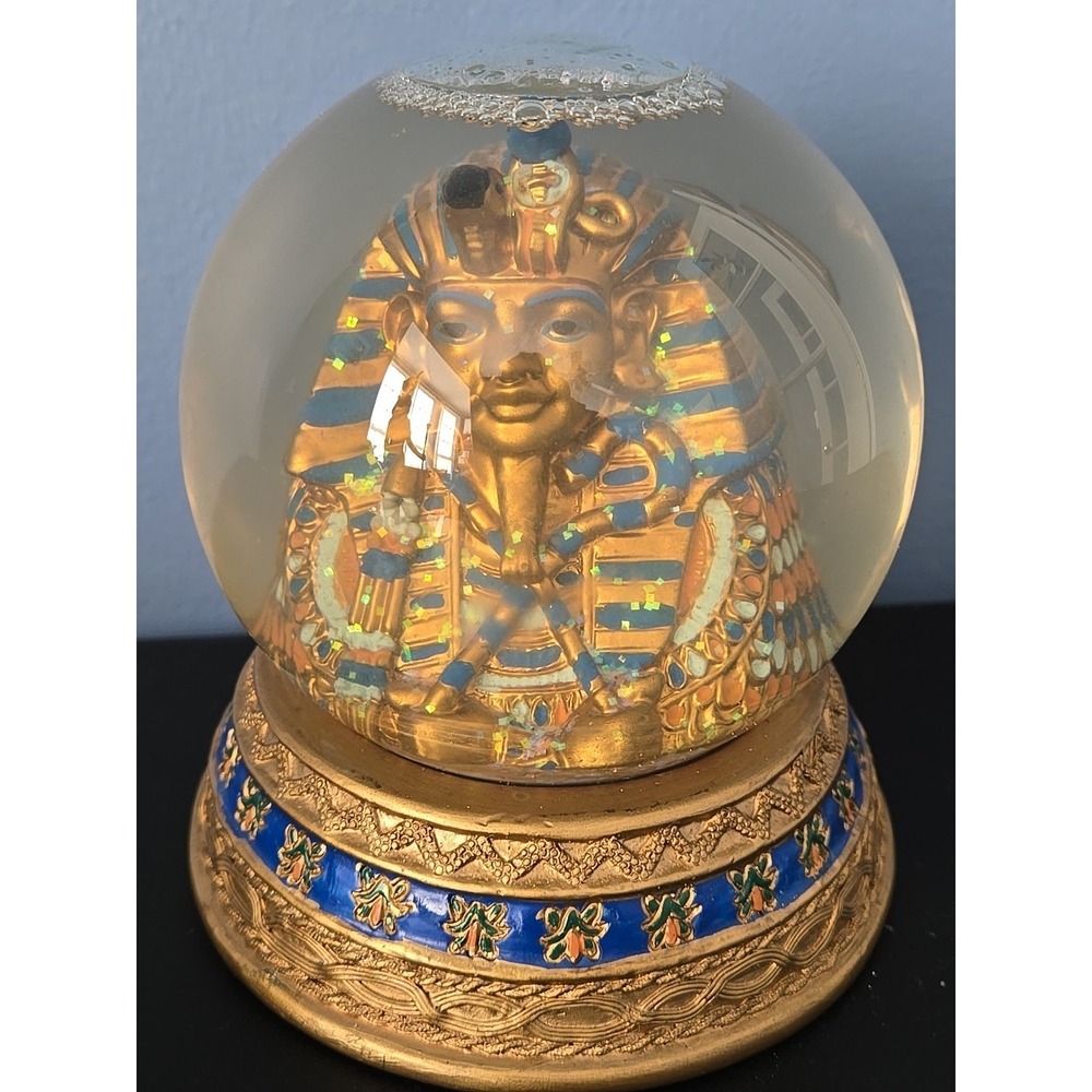 4.5 Inch Cold Cast Resin Egyptian Pharaoh King Tut Water Snow Globe - Picture 3 of 6